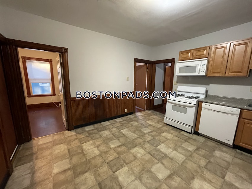 BOSTON - DORCHESTER - UPHAMS CORNER - 4 Beds, 2 Baths - Image 17