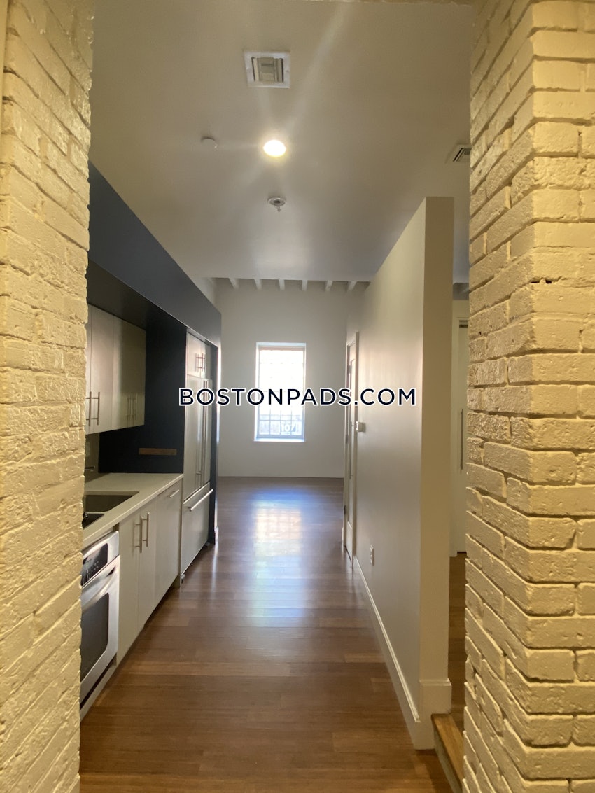 BOSTON - CHARLESTOWN - 2 Beds, 1.5 Baths - Image 3