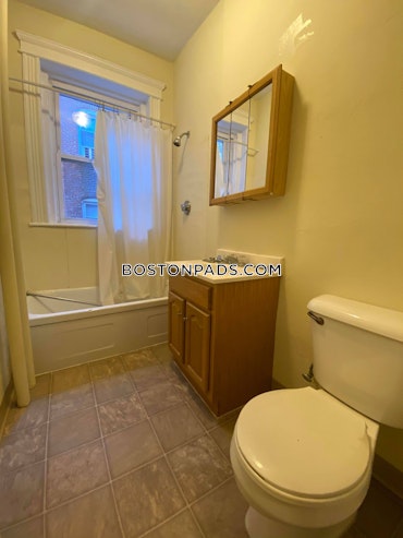 Boston - 1 Beds, 1 Baths