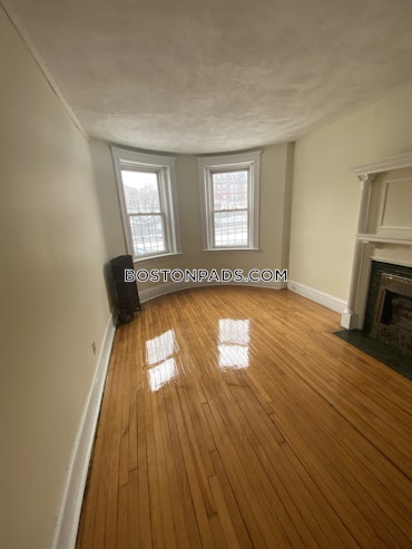 Boston - 3 Beds, 1 Baths