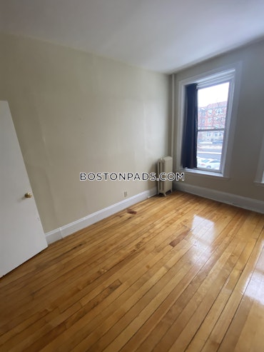 Boston - 2 Beds, 1 Baths