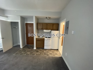 Boston - 0 Beds, 1 Baths