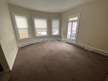 Boston - 0 Beds, 1 Baths