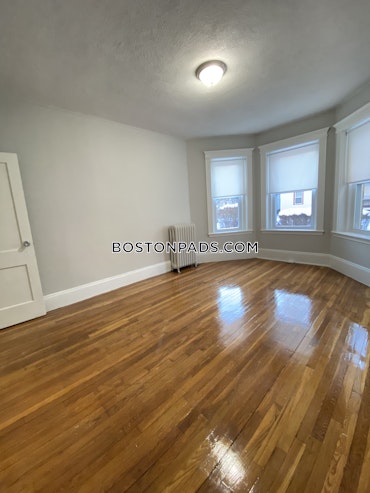 Boston - 2 Beds, 1 Baths