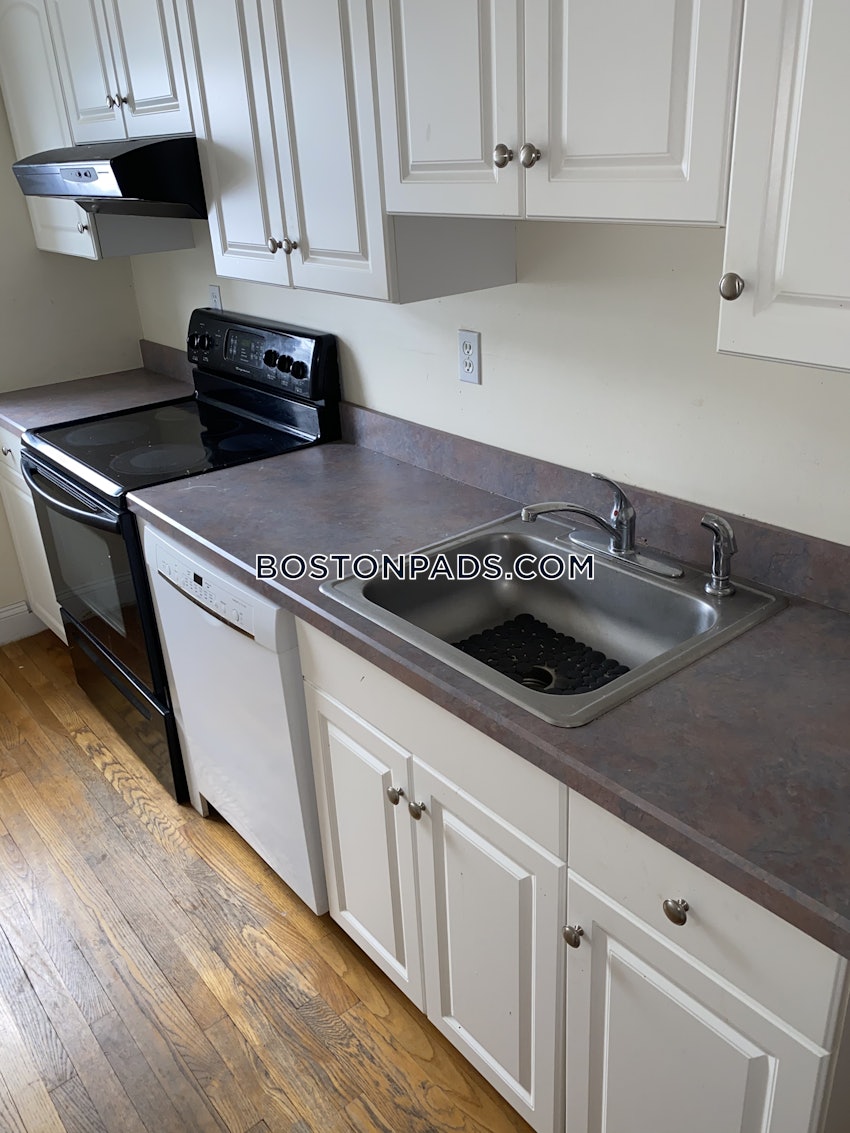 BOSTON - BRIGHTON- WASHINGTON ST./ ALLSTON ST. - 2 Beds, 1 Bath - Image 4