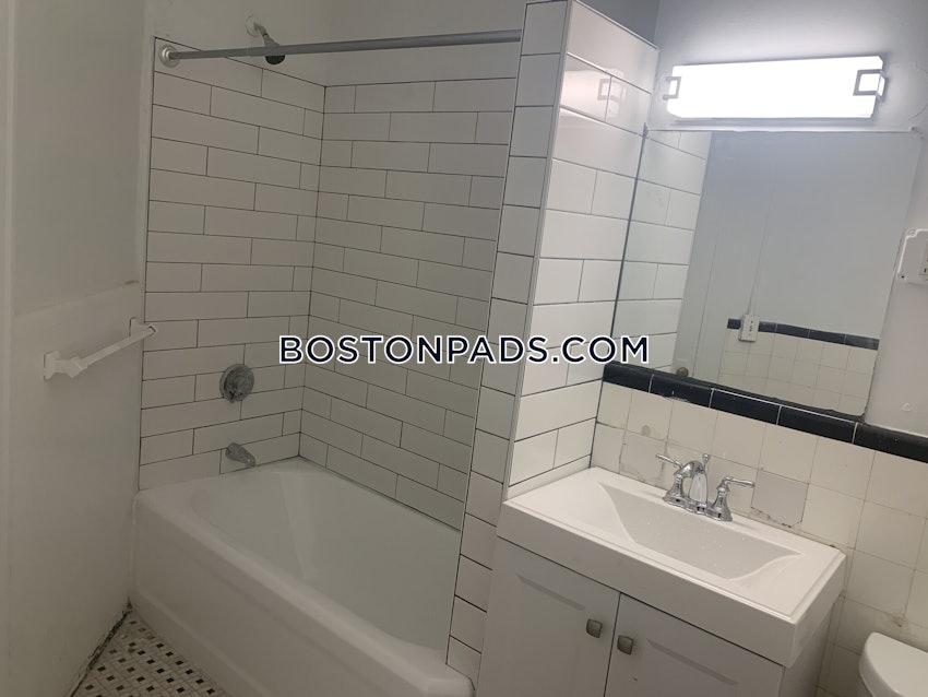 BOSTON - NORTHEASTERN/SYMPHONY - 3 Beds, 1 Bath - Image 22