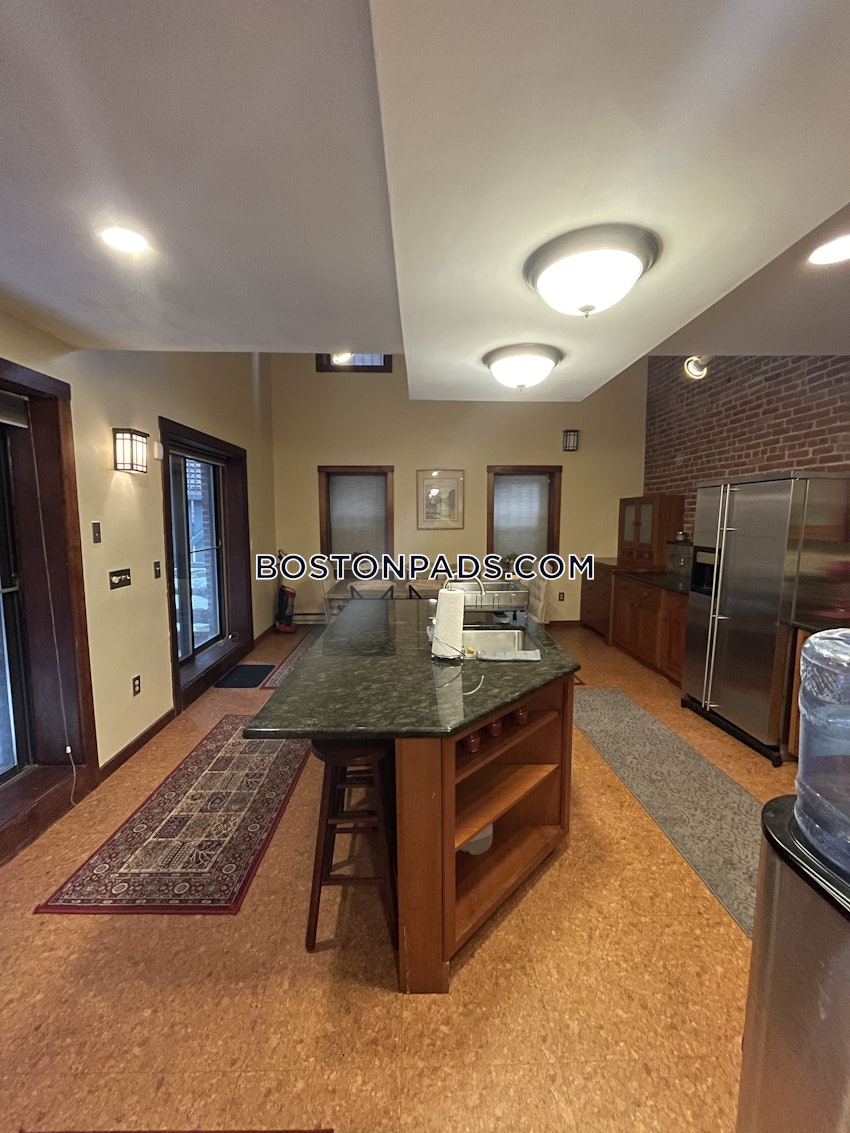 BOSTON - BACK BAY - 2 Beds, 2 Baths - Image 7