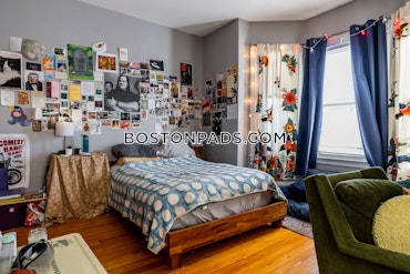 Boston - 2 Beds, 1 Baths