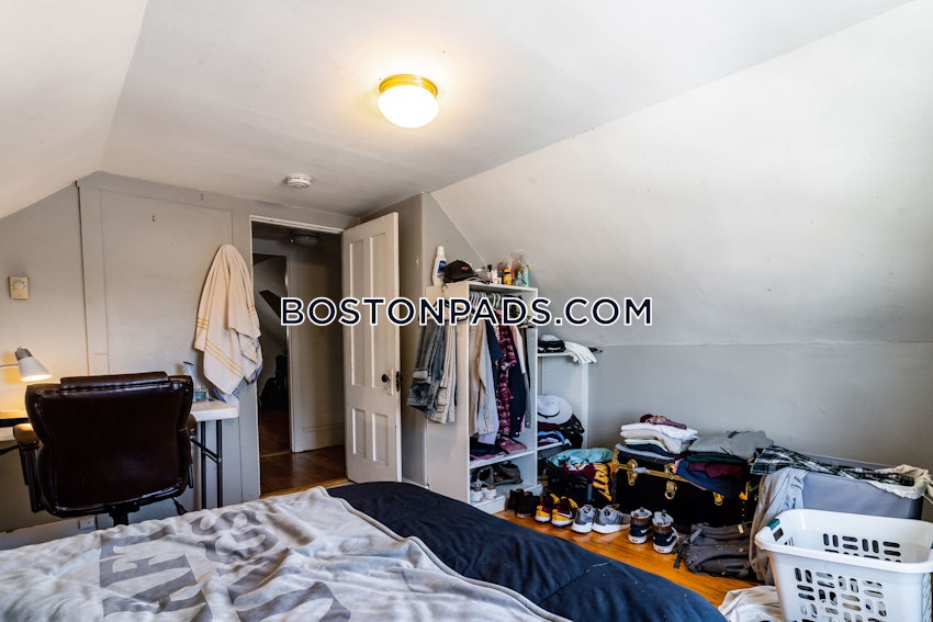 BOSTON - ALLSTON - 4 Beds, 2 Baths - Image 14