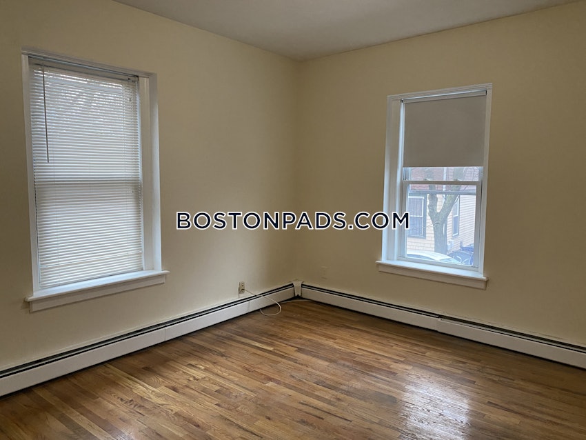 BOSTON - FORT HILL - 4 Beds, 1 Bath - Image 35