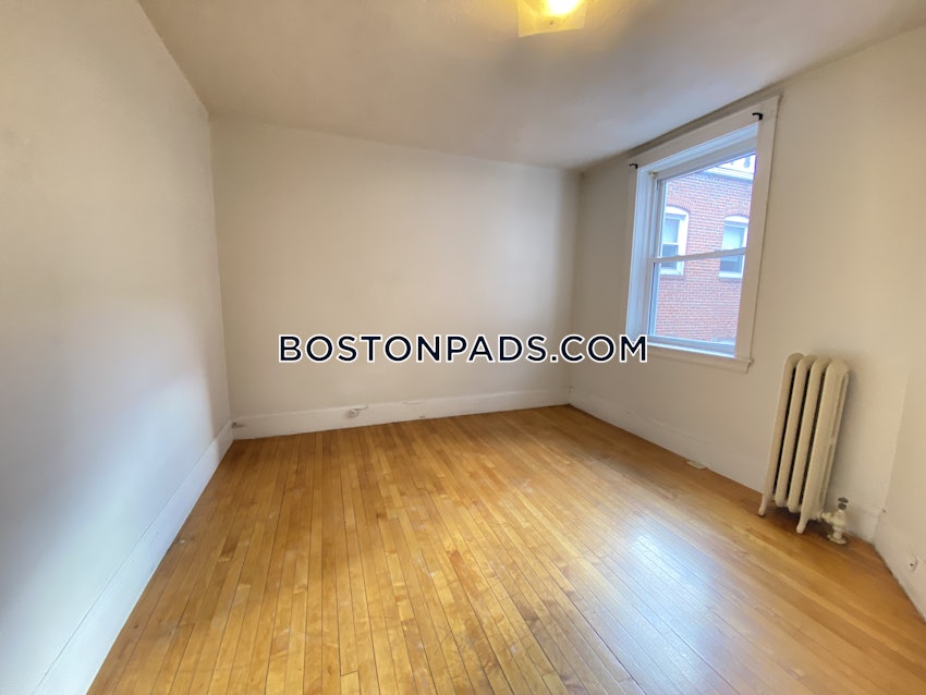 BROOKLINE- BROOKLINE VILLAGE - 4 Beds, 1 Bath - Image 4