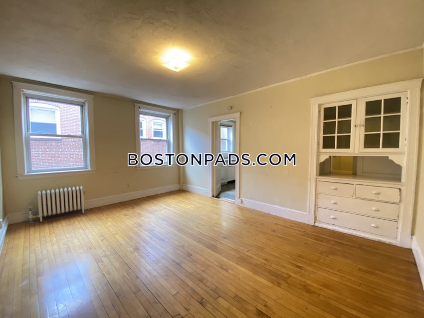 BROOKLINE- BROOKLINE VILLAGE - 4 Beds, 1 Bath - Image 13