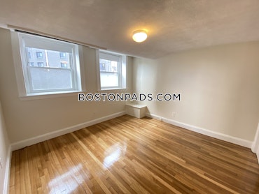 Brookline - 3 Beds, 2 Baths