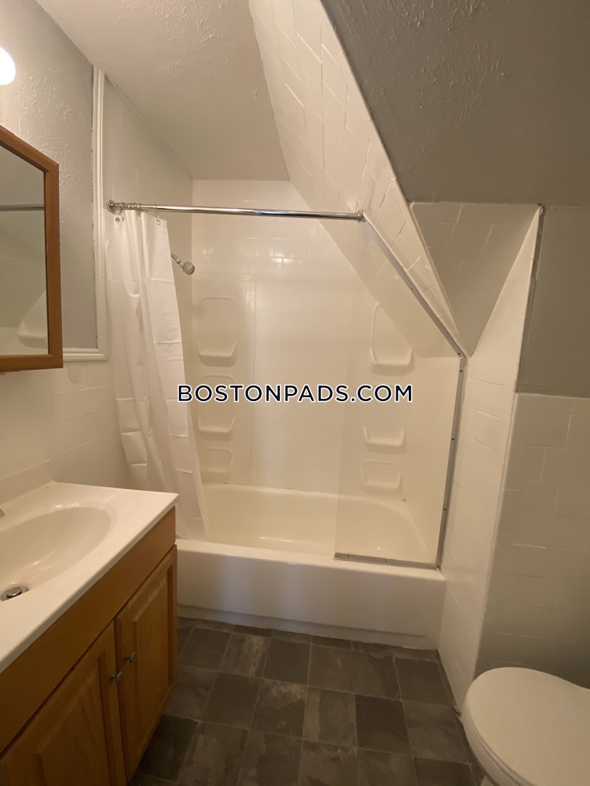 BOSTON - BRIGHTON - CLEVELAND CIRCLE - 3 Beds, 1 Bath - Image 3