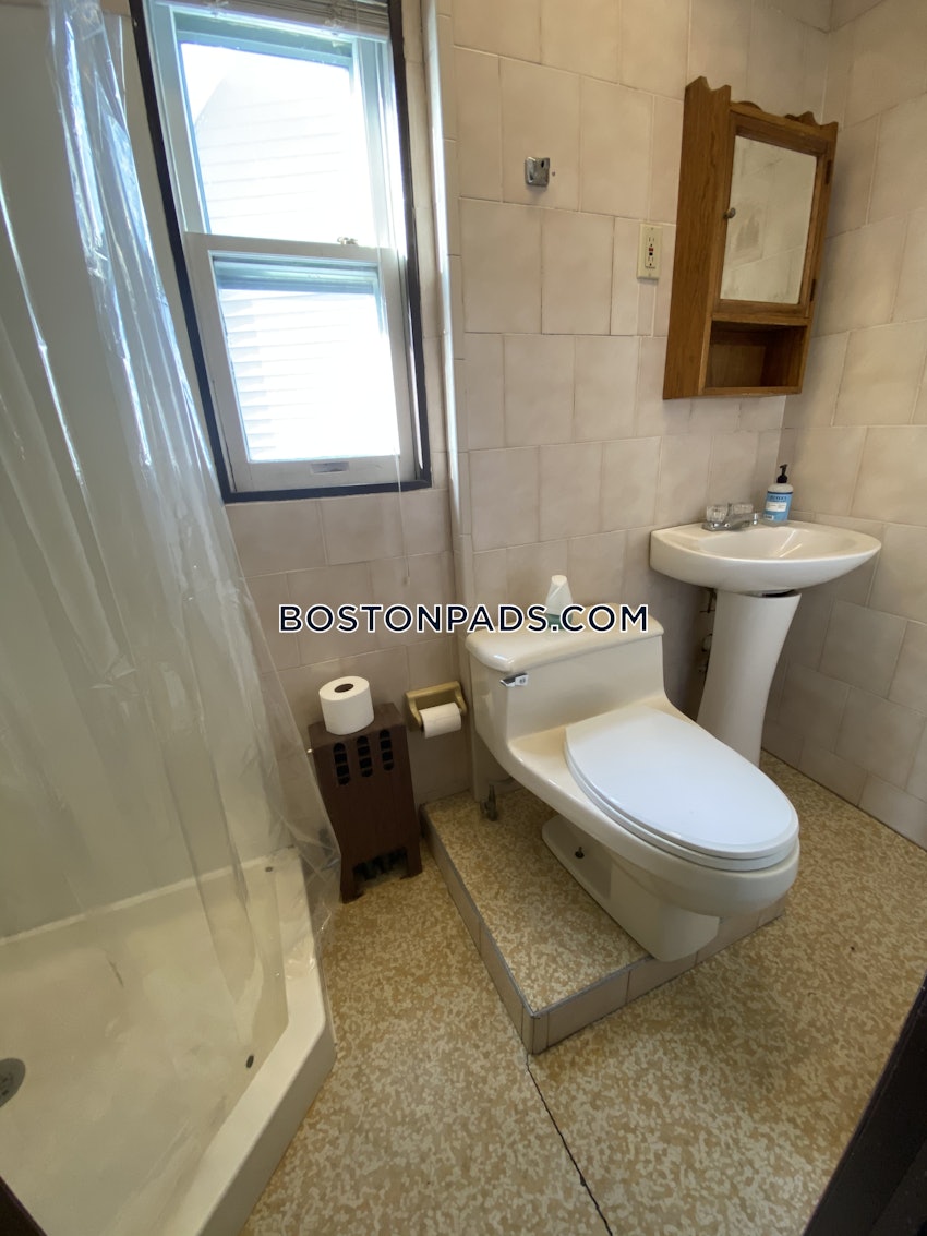 SOMERVILLE - PORTER SQUARE - 2 Beds, 1 Bath - Image 9