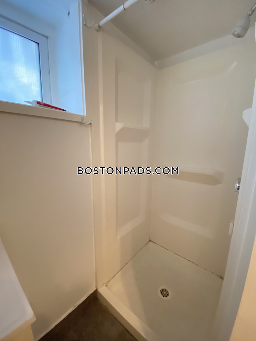 BOSTON - ALLSTON - 6 Beds, 2 Baths - Image 86