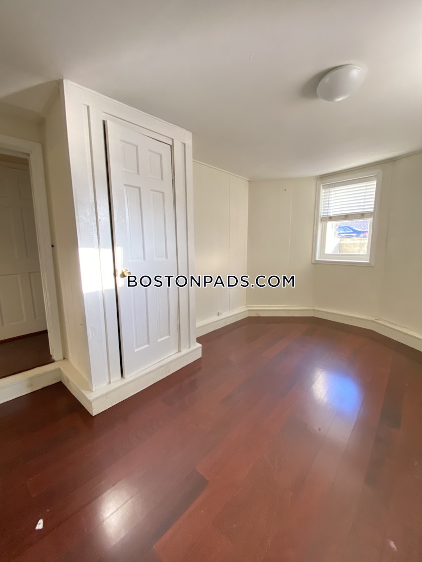 BOSTON - ALLSTON - 5 Beds, 2 Baths - Image 23