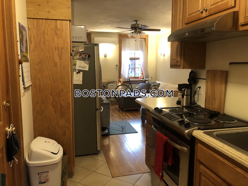 BOSTON - BEACON HILL - 2 Beds, 1 Bath - Image 10