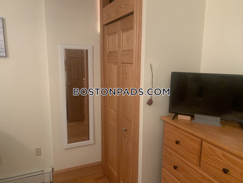 BOSTON - BEACON HILL - 2 Beds, 1 Bath - Image 12