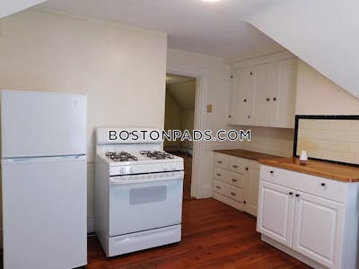 Somerville Apartment for rent 3 Bedrooms 1 Bath  Davis Square - $3,400
