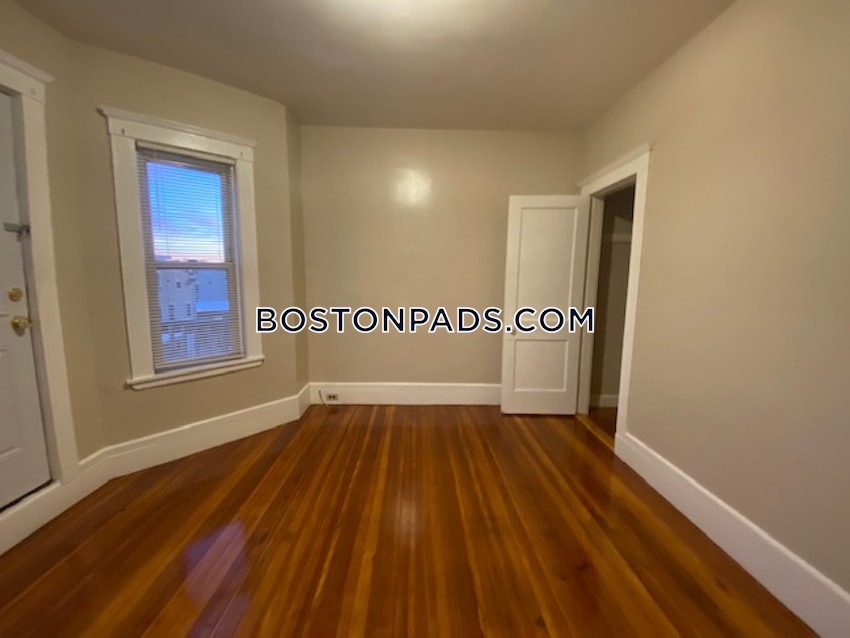 BOSTON - DORCHESTER - FIELDS CORNER - 3 Beds, 1 Bath - Image 51