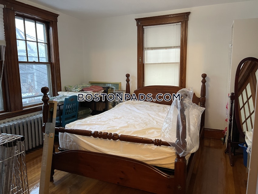 BOSTON - WEST ROXBURY - 3 Beds, 1 Bath - Image 19