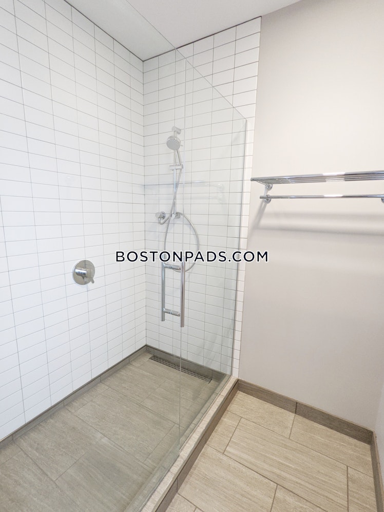 Mount Auburn St., Cambridge