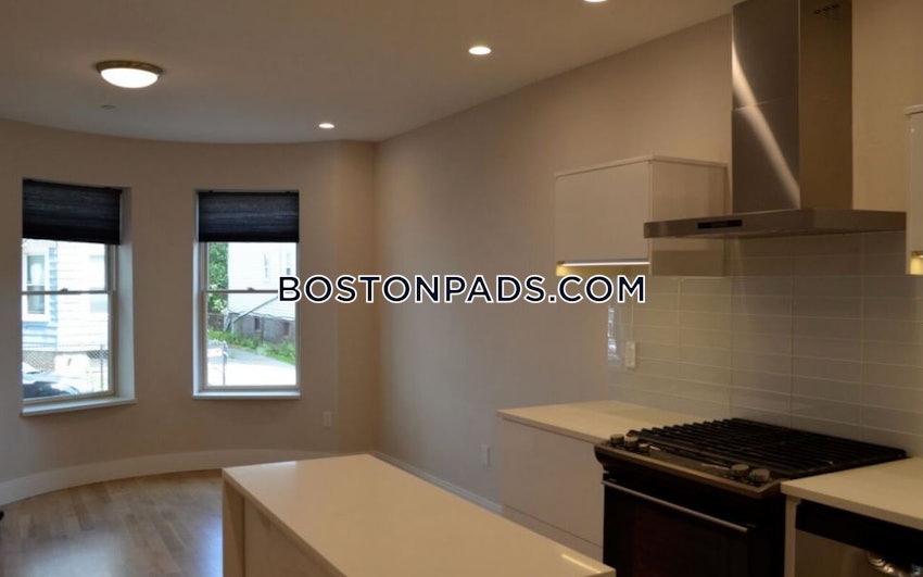 BOSTON - DORCHESTER - SAVIN HILL - 3 Beds, 2 Baths - Image 2