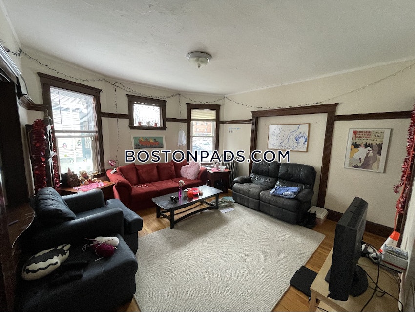 BOSTON - ALLSTON - 3 Beds, 1 Bath - Image 5