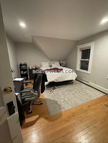 Boston - 2 Beds, 1 Baths