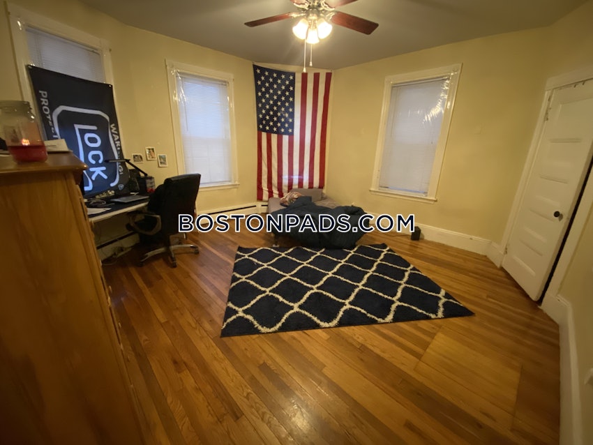BOSTON - MISSION HILL - 4 Beds, 2 Baths - Image 47