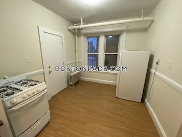 Boston - 2 Beds, 1 Baths