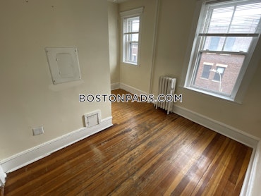 Boston - 2 Beds, 1 Baths