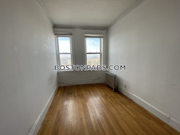 Boston - 3 Beds, 1 Baths