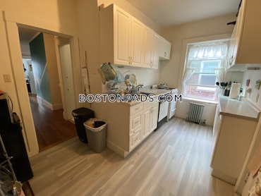 Boston - 3 Beds, 1 Baths