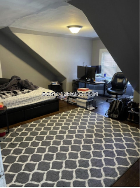 Hillside St. Boston photo 8