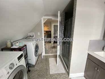 Boston - 2 Beds, 1 Baths