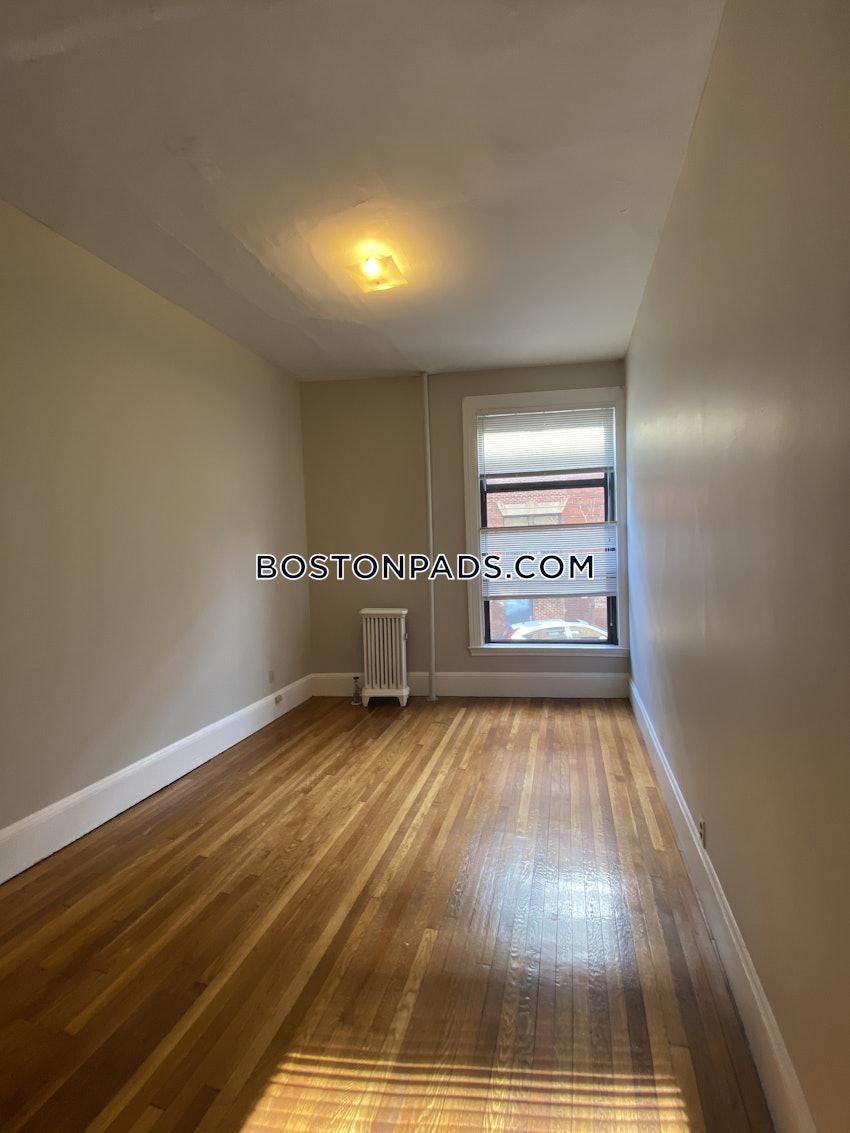 BROOKLINE- COOLIDGE CORNER - 1 Bed, 1 Bath - Image 26