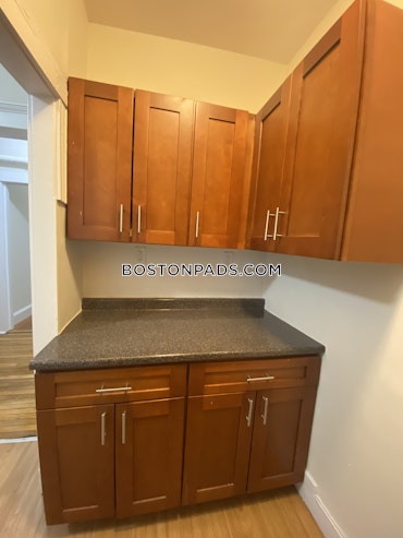 Boston - 2 Beds, 1 Baths