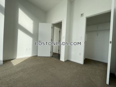 Boston - 2 Beds, 2 Baths