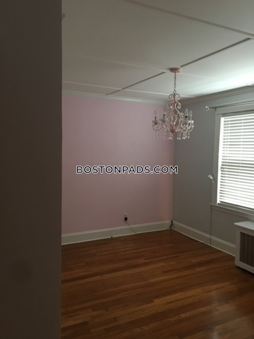 MEDFORD - WELLINGTON - 2 Beds, 1 Bath - Image 9