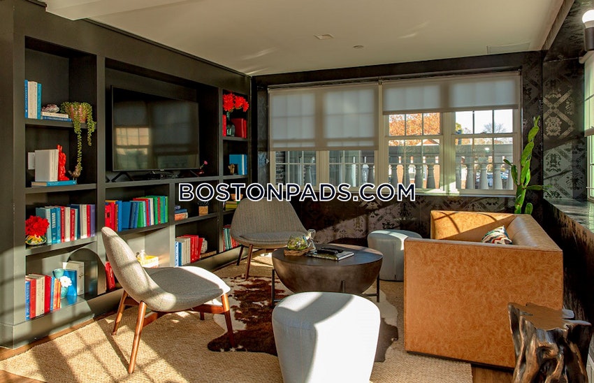 BOSTON - JAMAICA PLAIN - HYDE SQUARE - 3 Beds, 2 Baths - Image 7