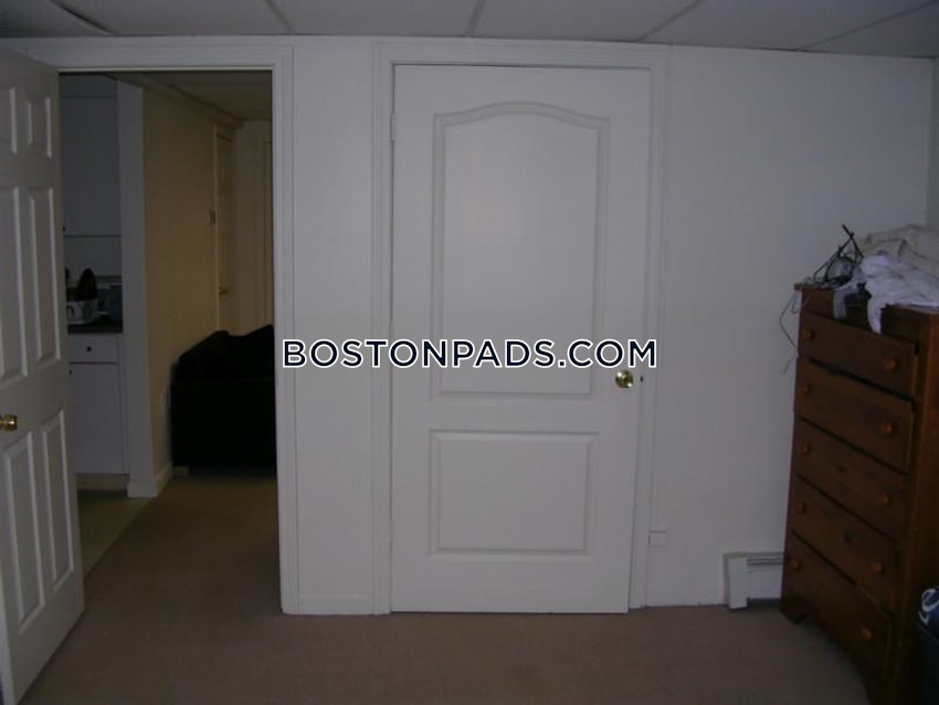 BOSTON - FENWAY/KENMORE - 1 Bed, 1 Bath - Image 5