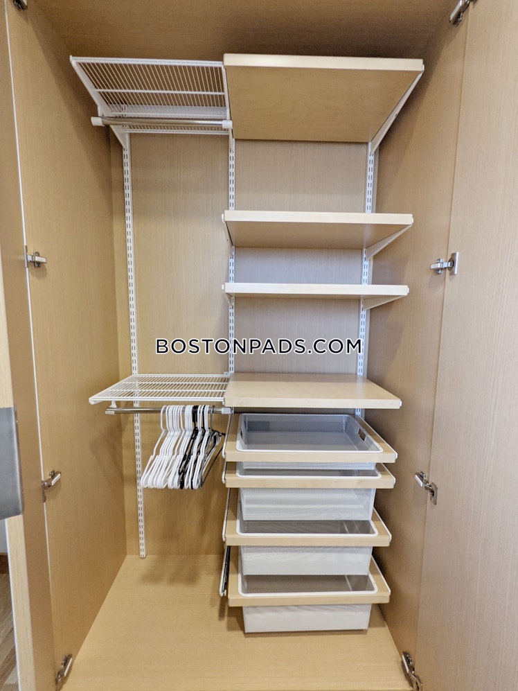 Mount Auburn St., Cambridge