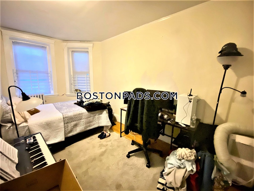 BOSTON - FENWAY/KENMORE - 5 Beds, 2 Baths - Image 37