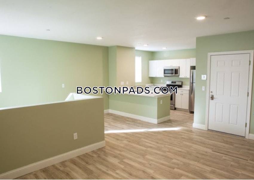 BOSTON - ROXBURY - 3 Beds, 2.5 Baths - Image 2