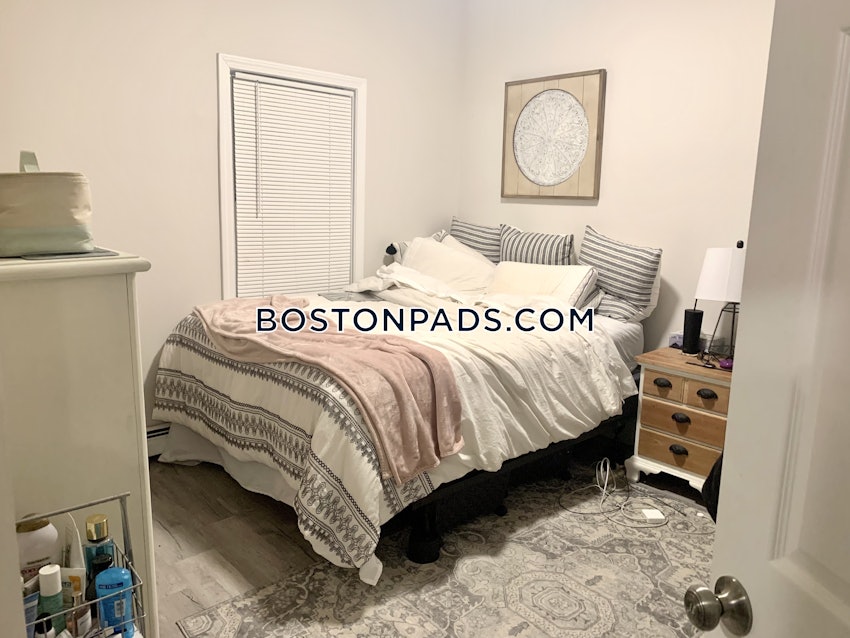 BOSTON - SOUTH BOSTON - WEST SIDE - 4 Beds, 2 Baths - Image 15