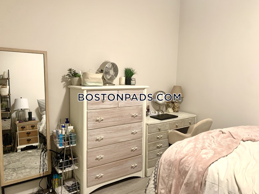 BOSTON - SOUTH BOSTON - WEST SIDE - 4 Beds, 2 Baths - Image 14