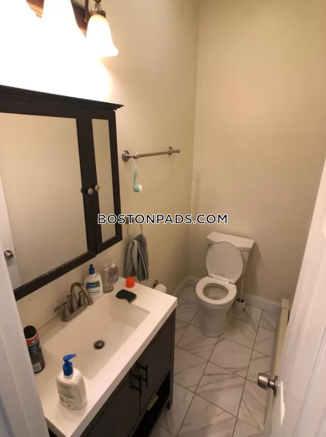 Boston - $6,800+ /mo