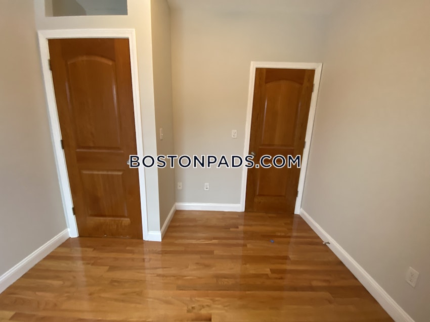 BOSTON - NORTH END - 4 Beds, 2 Baths - Image 30